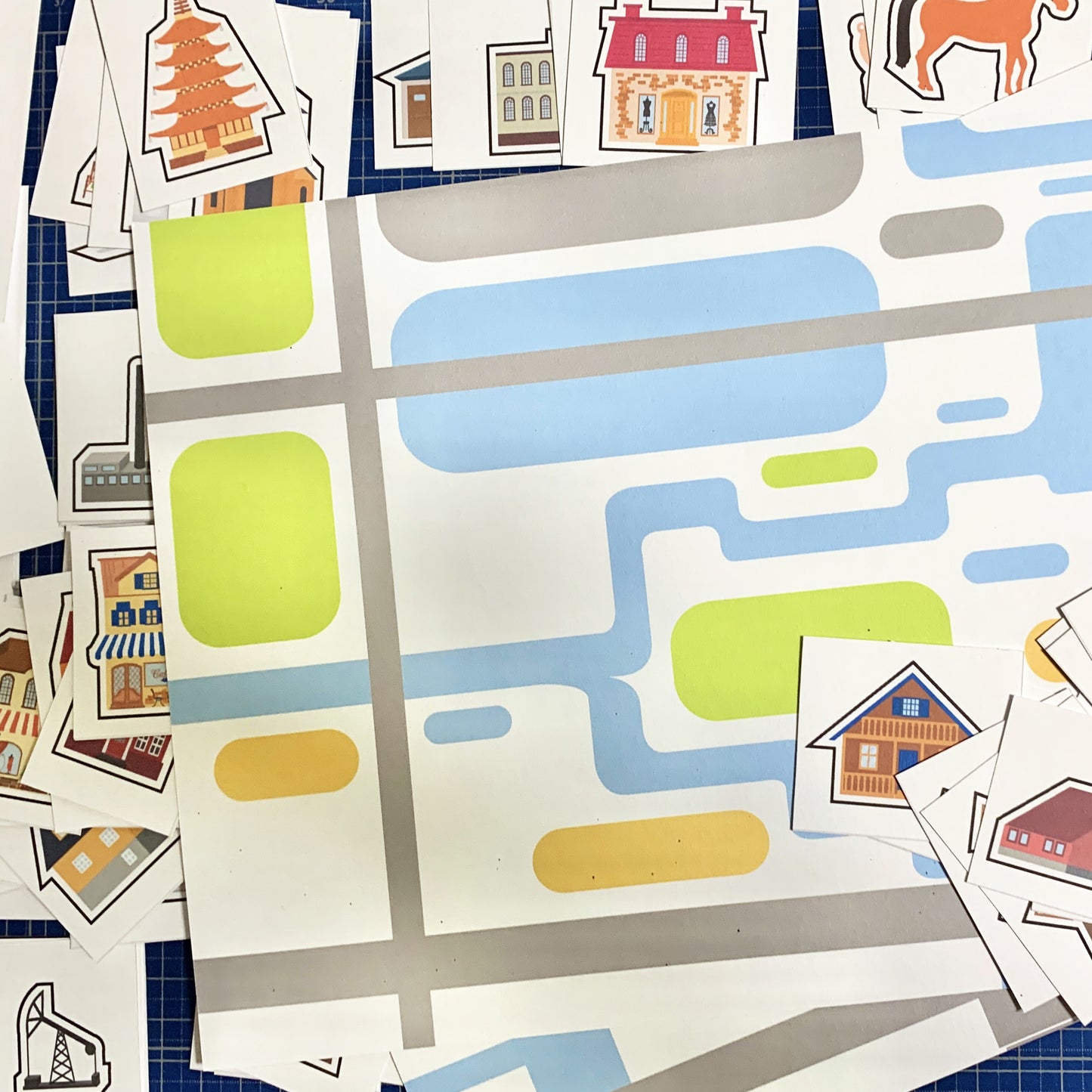 用剪刀和胶水创建你自己的城市!