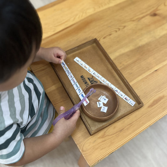 シンプルなはさみ切りシート(働く車)