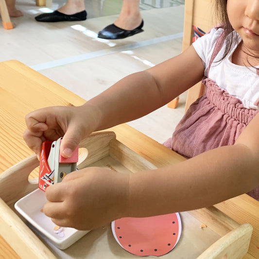 フルーツの穴あけパンチシート