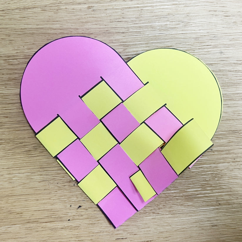 Heart Bag (Paper Plaiting) – Montessori Resource Store Bambino