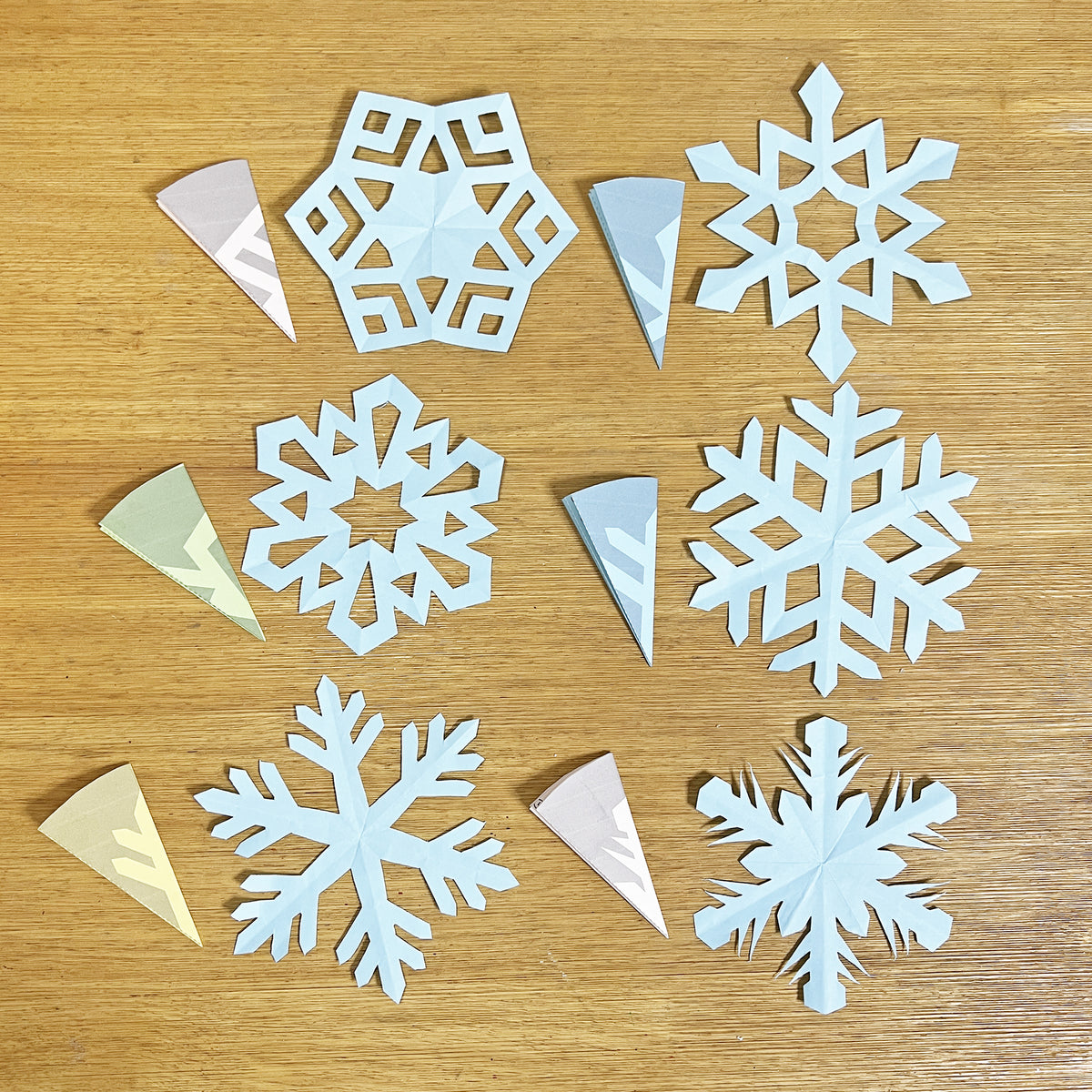 雪 の 結晶 切り 紙