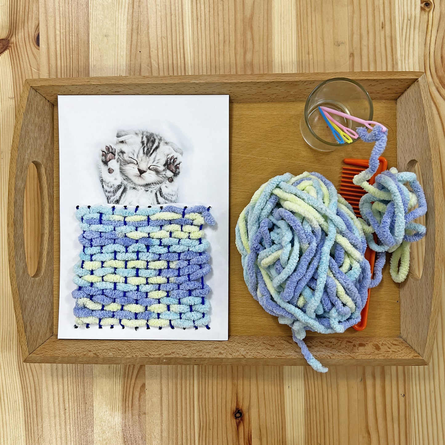 Sleepy Animals Weaving Bed / Also Available in Christmas Version