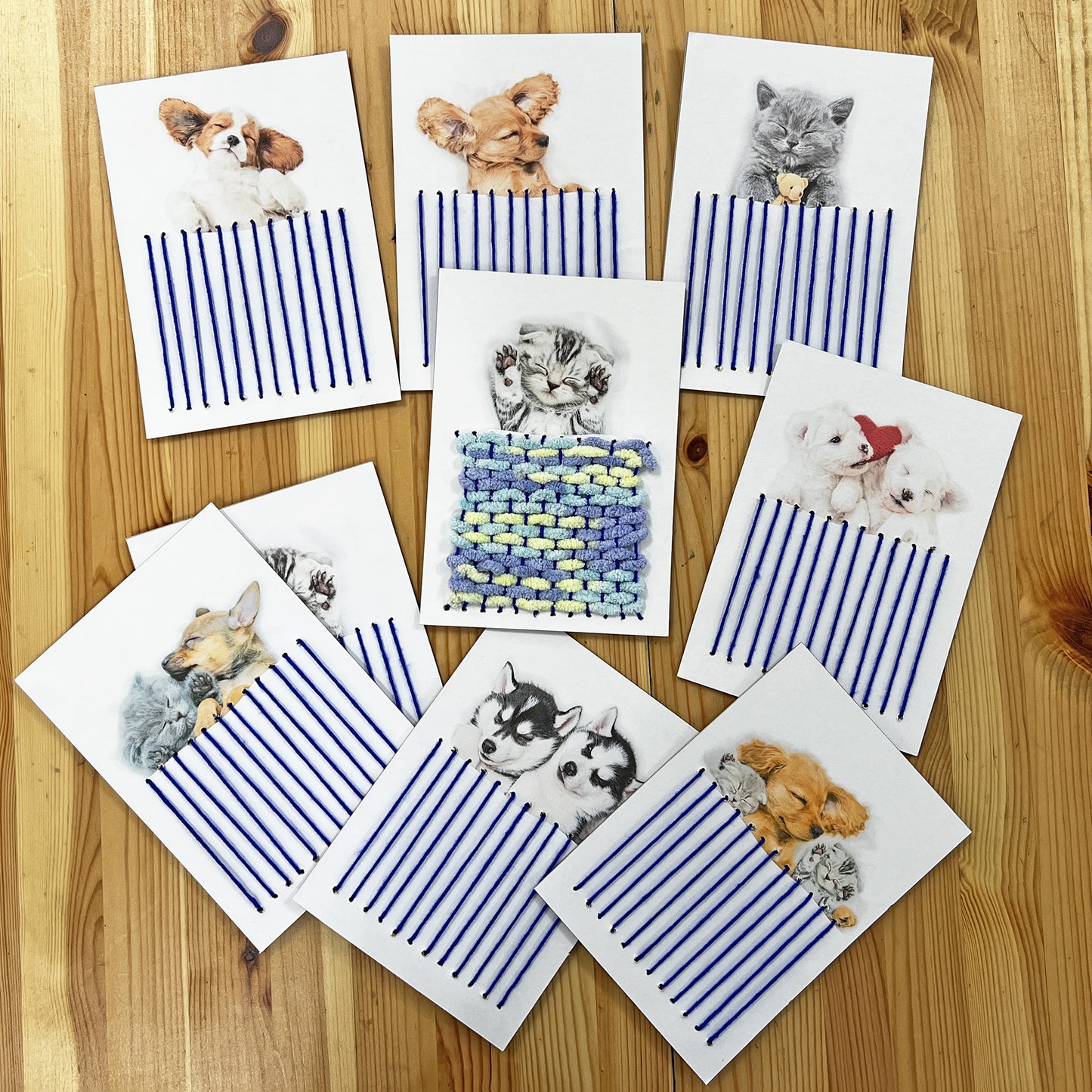 Sleepy Animals Weaving Bed / Also Available in Christmas Version