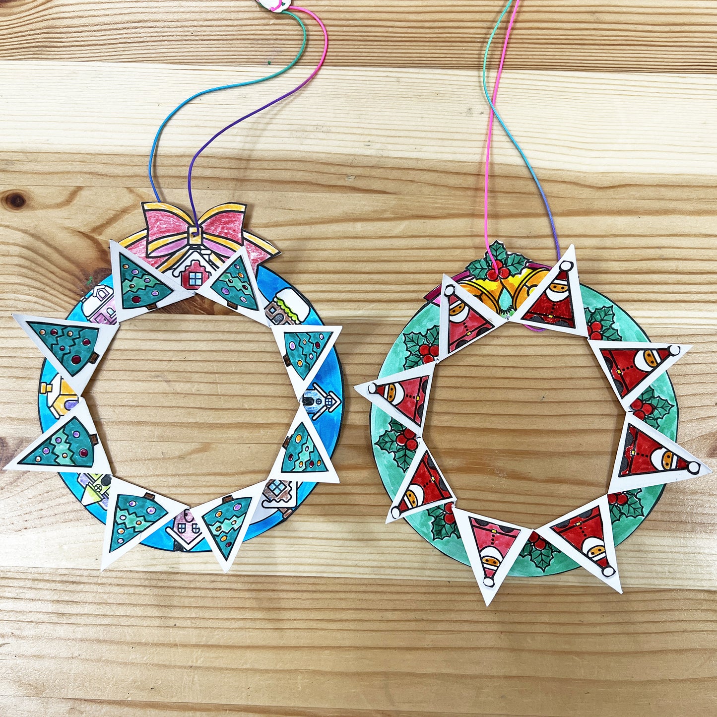 用剪刀开洞的圣诞花环手作