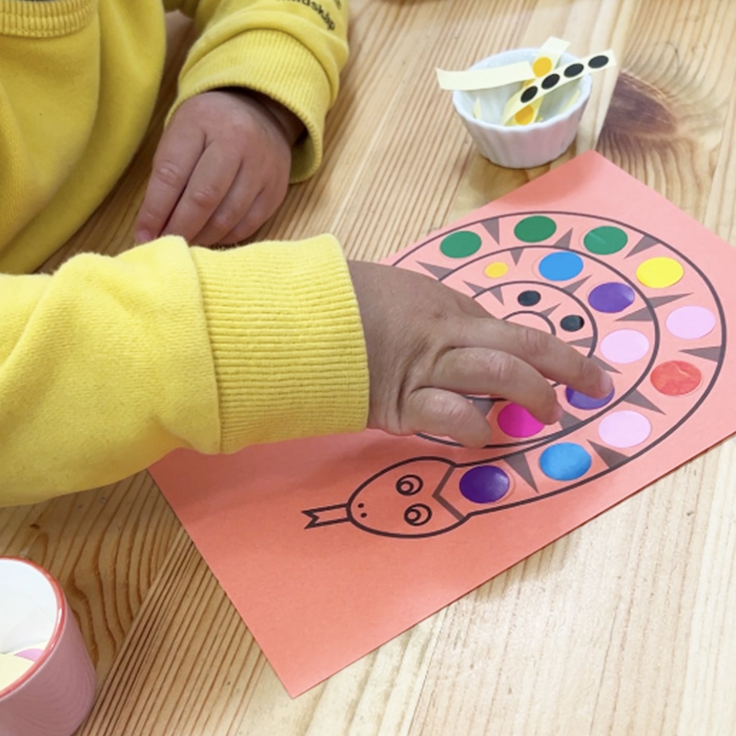 Coiled Snake Sticker & Scissor Activity