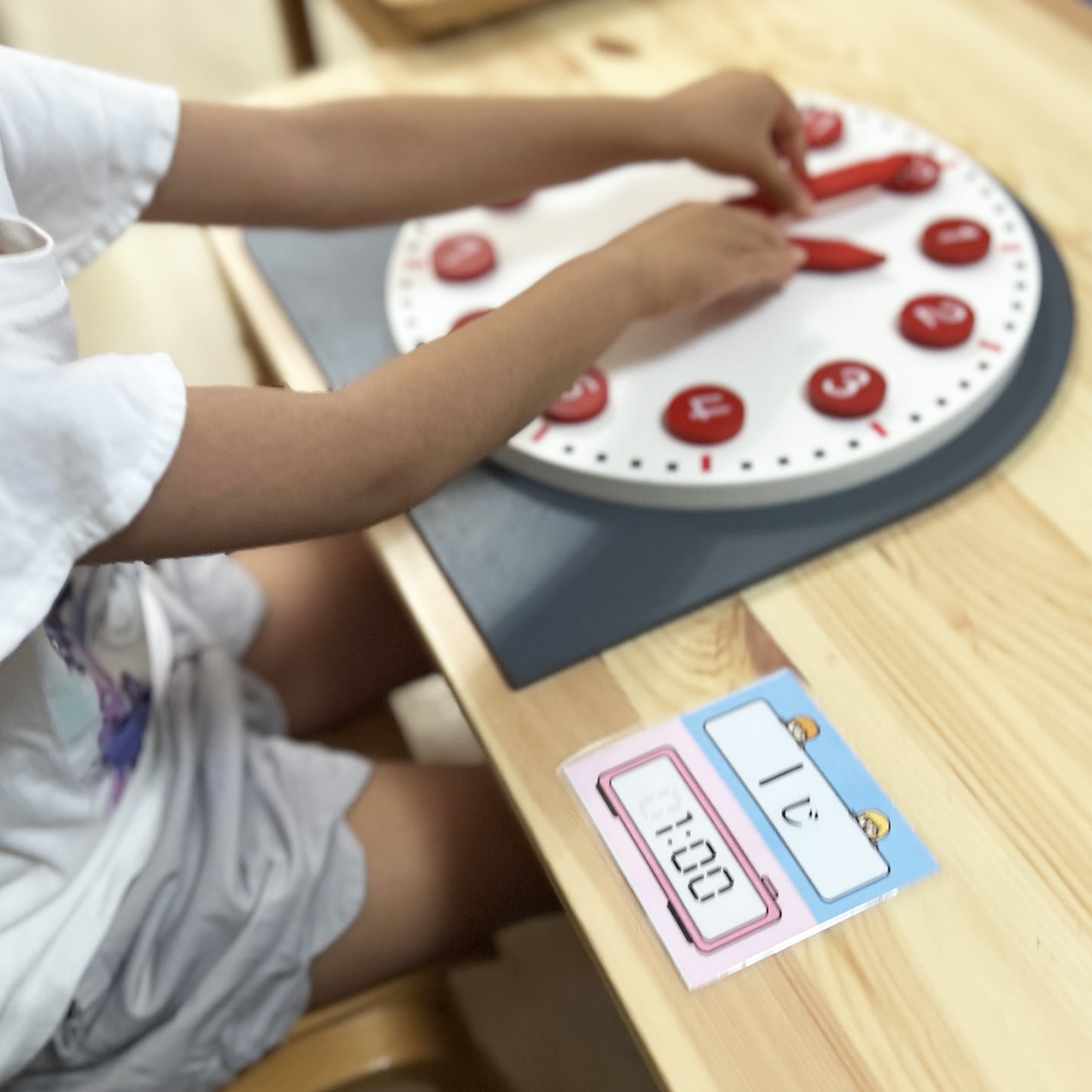 Clock Learning Cards | Learn Time with Analog and Digital Clocks (Japanese & English Version)