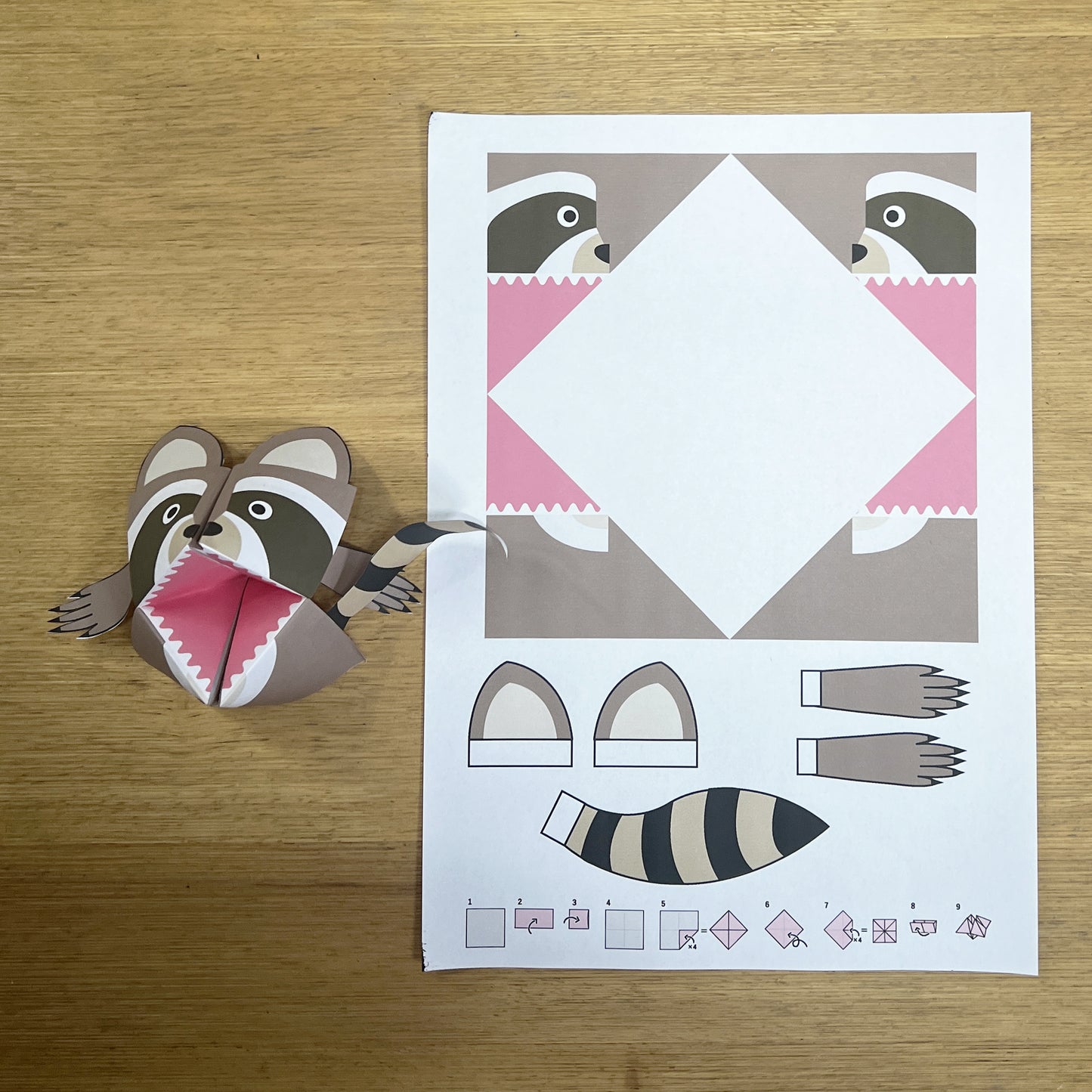 PAKU PAKU Animals 2 - Paper folding activity